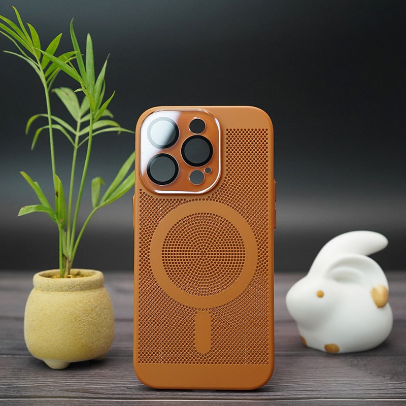 New Magnetic Perforated Back Phone Case For IPhone 14 13 12 11 Pro Max Plus With Lens Protect Heat Dissipation Cover For Magsafe