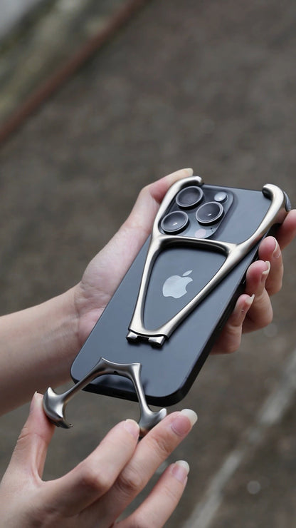 Thetree is suitable for Apple iPhone 15 Pro Max case, new zinc alloy protective cover hollow