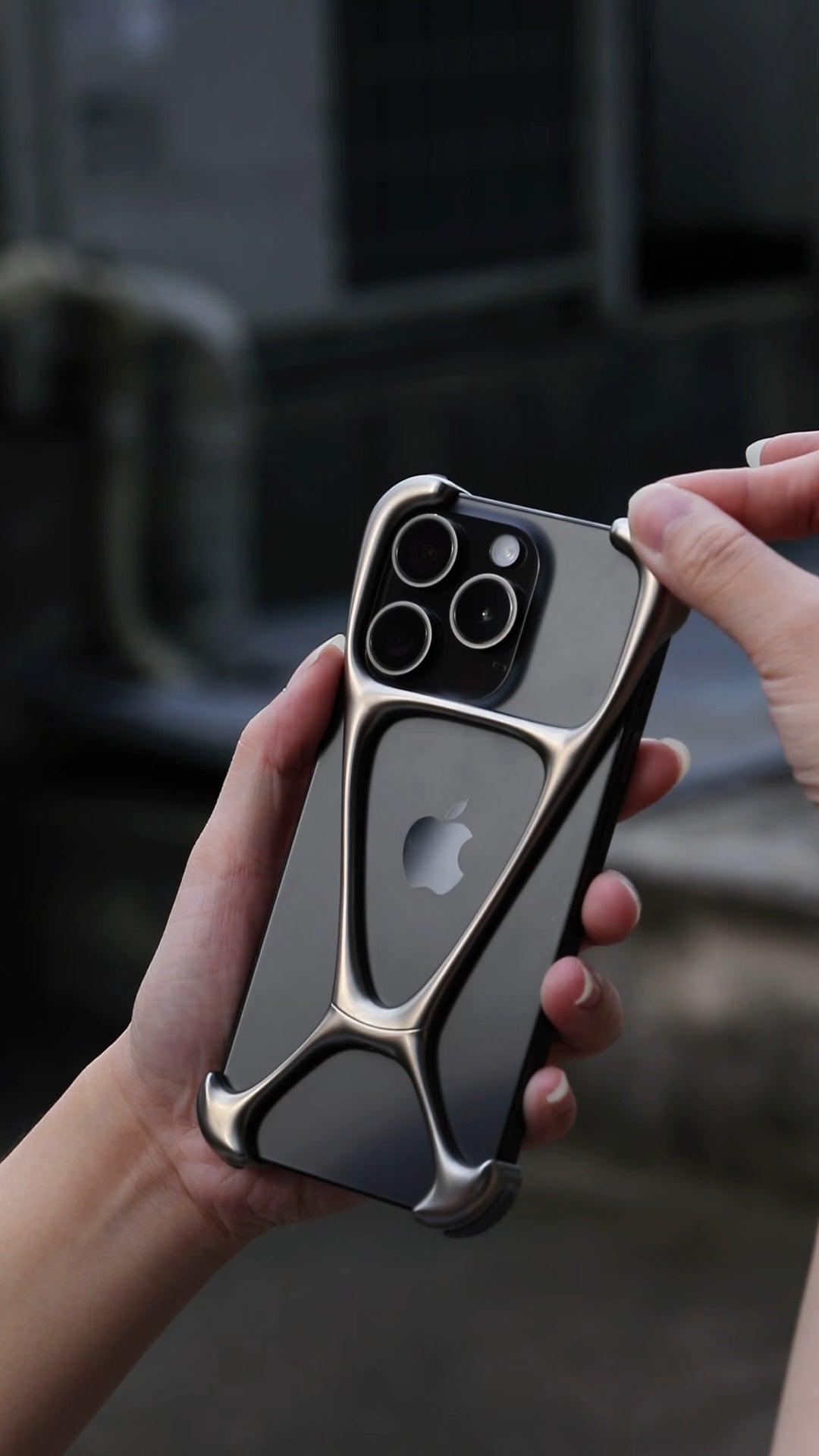 Thetree is suitable for Apple iPhone 15 Pro Max case, new zinc alloy protective cover hollow